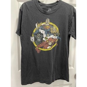 DC Comics Unisex Superheros T shirt Size Medium Superman Batman Flash